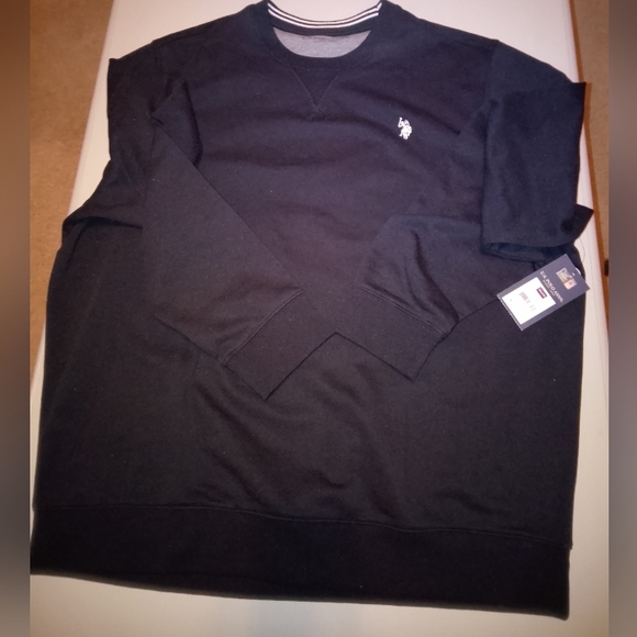U.S. Polo Assn. Men's Black Crewneck Sweater - Picture 1 of 3